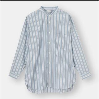 ジーユー(GU)のGU ブロードオーバーサイズバンドカラーシャツ S ブルー(シャツ)