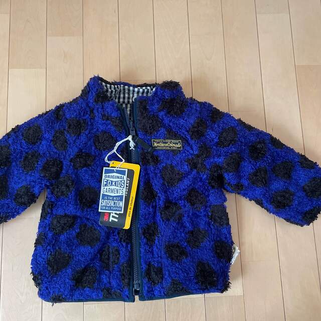 F.O.KIDS(エフオーキッズ)のめめたろ様専用　F.O.KIDS  新品!リバーシブル暖かアウター  95 キッズ/ベビー/マタニティのキッズ服男の子用(90cm~)(ジャケット/上着)の商品写真