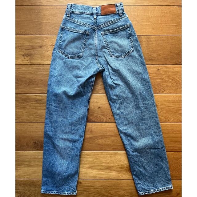 moussy(マウジー)のMOUSSY PLAIN JEANS STRAIGHT 24 レディースのパンツ(デニム/ジーンズ)の商品写真