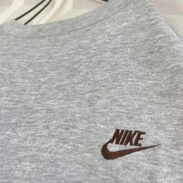 NIKE - 【90s銀タグ】Lサイズ以上茶色刺繍ロゴ スウェットトレーナー