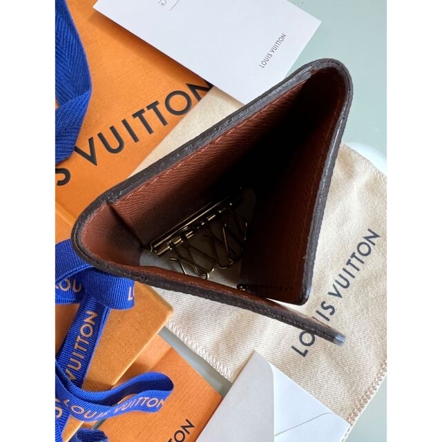 LOUIS VUITTON(ルイヴィトン)のLOUIS VUITTON ルイヴィトン ミュルティクレ ６連　２点セット レディースのファッション小物(キーケース)の商品写真