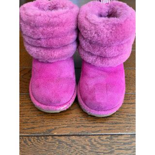 アグ(UGG)のUGG..キッズムートンブーツ(ブーツ)