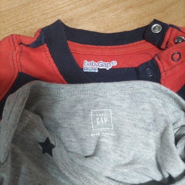 babyGAP(ベビーギャップ)のBABY GAP ロンパース3枚セット　70 80 キッズ/ベビー/マタニティのベビー服(~85cm)(ロンパース)の商品写真