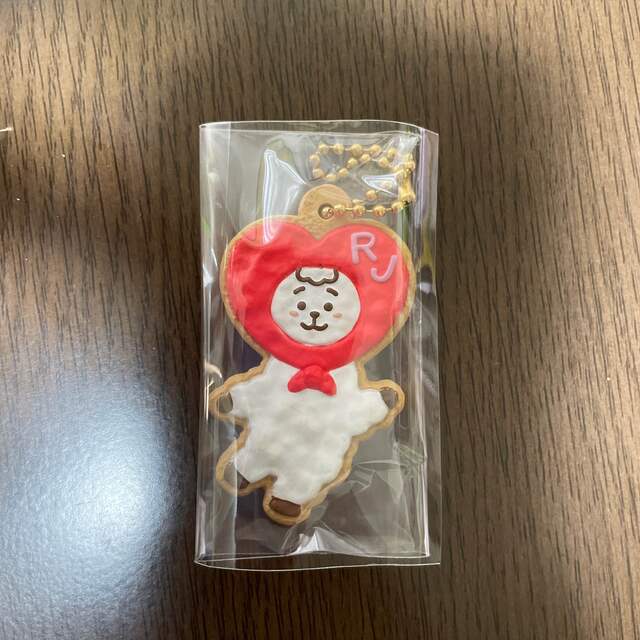 BT21(ビーティーイシビル)のBT21 クッキーチャーム　RJ エンタメ/ホビーのおもちゃ/ぬいぐるみ(キャラクターグッズ)の商品写真