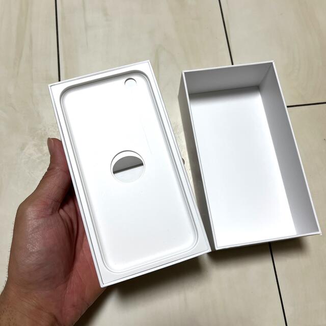 iPhone 6S 空箱 純正イヤフォン 純正充電器 セット スマホ/家電/カメラのオーディオ機器(ヘッドフォン/イヤフォン)の商品写真