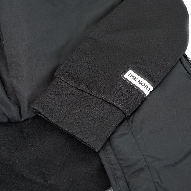 THE NORTH FACE(ザノースフェイス)のジップアップパーカー ザ ノースフェイス NF0A5IB ブラック サイズS メンズのジャケット/アウター(マウンテンパーカー)の商品写真