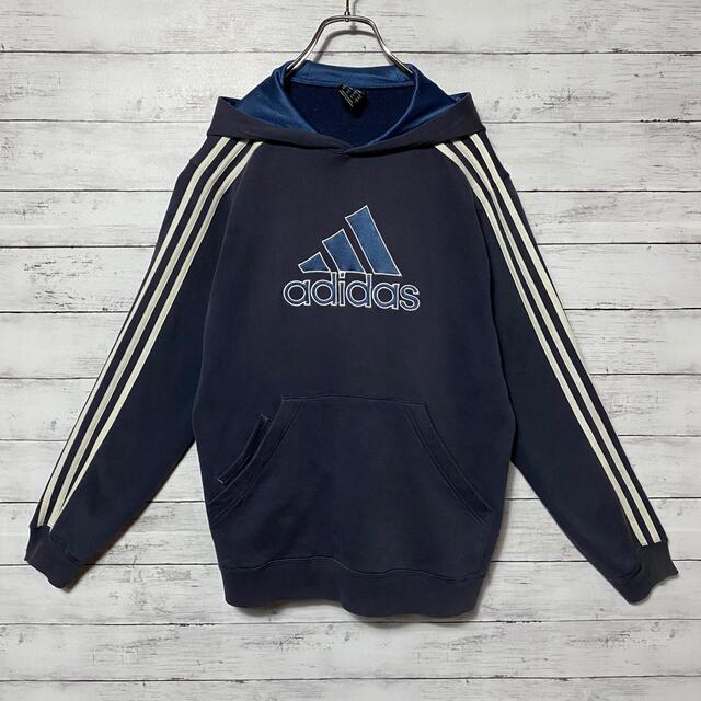 adidas - アディダス 刺繍パフォーマンスロゴ サイドライン パーカーの ...