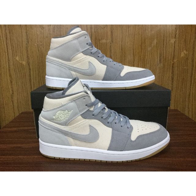 NIKE(ナイキ)のNike Air Jordan 1 Mid SE / 27.5cm メンズの靴/シューズ(スニーカー)の商品写真