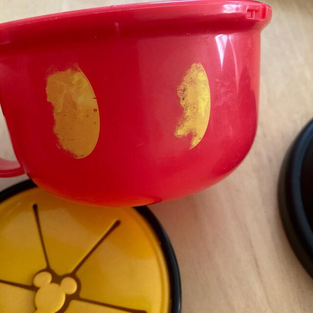 Disney(ディズニー)のせんべいケース、おやつカップ ミッキー キッズ/ベビー/マタニティの授乳/お食事用品(離乳食器セット)の商品写真