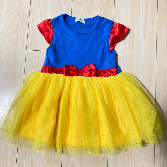 白雪姫　ワンピース　ドレス　90 ハロウィン　子供　衣装 キッズ/ベビー/マタニティのキッズ服女の子用(90cm~)(ワンピース)の商品写真