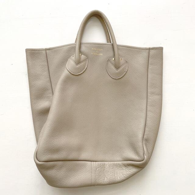 YOUNG&OLSEN ベージュEMBOSSED TOTE M