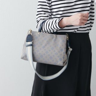 【高額売筋】バッグラシット ショルダーバッグ(レディース)(ブルー・ネイビー/青色系)の