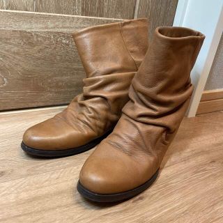 zucca ズッカ☆本革 ショートブーツ☆美品