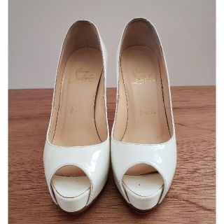 Christian Louboutin(ハイヒール/パンプス)のフリマアイテム一覧 Christian Louboutin(ハイヒール/パンプス)のフリマアイテム一覧