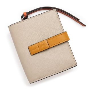 ロエベ(LOEWE)のロエベ コンパクト ジップ ウォレット 二つ折り財布 ソフトグレインカーフ レザー ライトオーツ ハニー ベージュ C660Z41X01 箱付 LOEWE（新品・未使用品）(財布)