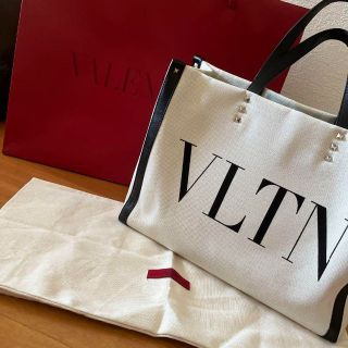 ヴァレンティノ サイドゴアの通販 15点 | VALENTINOを買うならラクマ