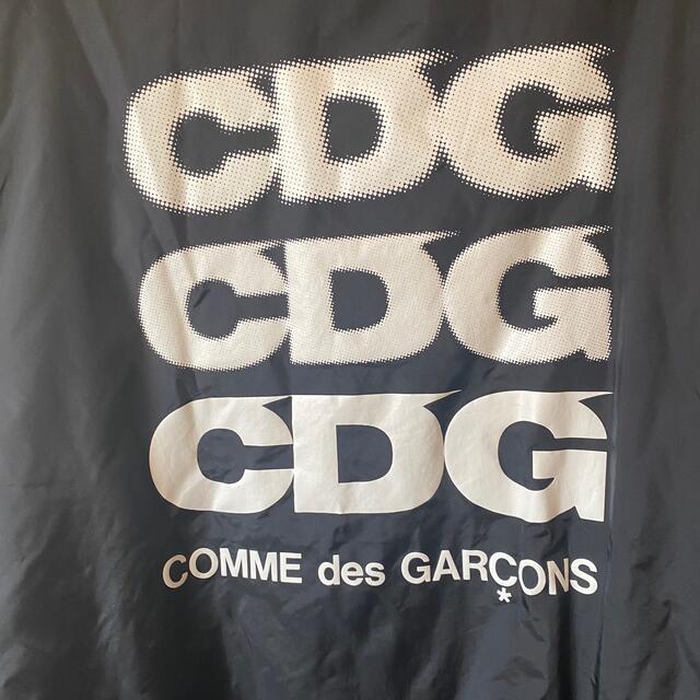 COMME des GARCONS(コムデギャルソン)のcdg コーチジャケット　黒　mサイズ メンズのジャケット/アウター(ナイロンジャケット)の商品写真