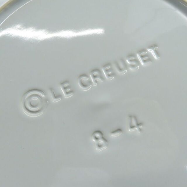 LE CREUSET(ルクルーゼ)のルクルーゼ フリルプレート 中皿 2枚アイスグリーン プレート SO581Q インテリア/住まい/日用品のキッチン/食器(食器)の商品写真