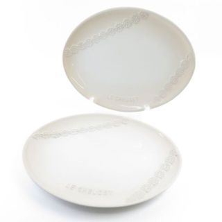 ルクルーゼ(LE CREUSET)のルクルーゼ レースレリーフ オーバル皿 2枚プレート ディナー SO583Q(食器)