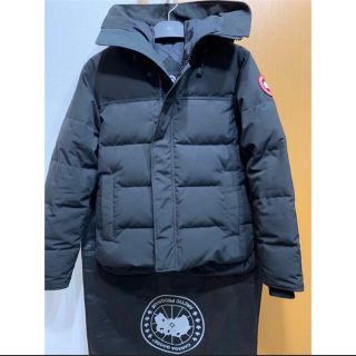 カナダグース(CANADA GOOSE)の【美品】カナダグース マクミラン黒Sサイズ(ダウンジャケット)