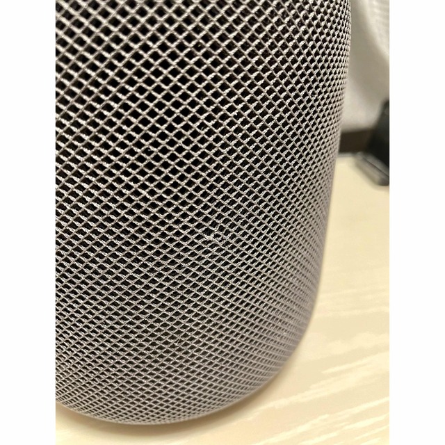 Apple(アップル)の【中古】アップル Apple HomePod ホームポッド 日本版　 スマホ/家電/カメラのオーディオ機器(スピーカー)の商品写真