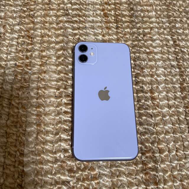 iPhone(アイフォーン)のiPhone☆ 128GB パープル スマホ/家電/カメラのスマートフォン/携帯電話(スマートフォン本体)の商品写真