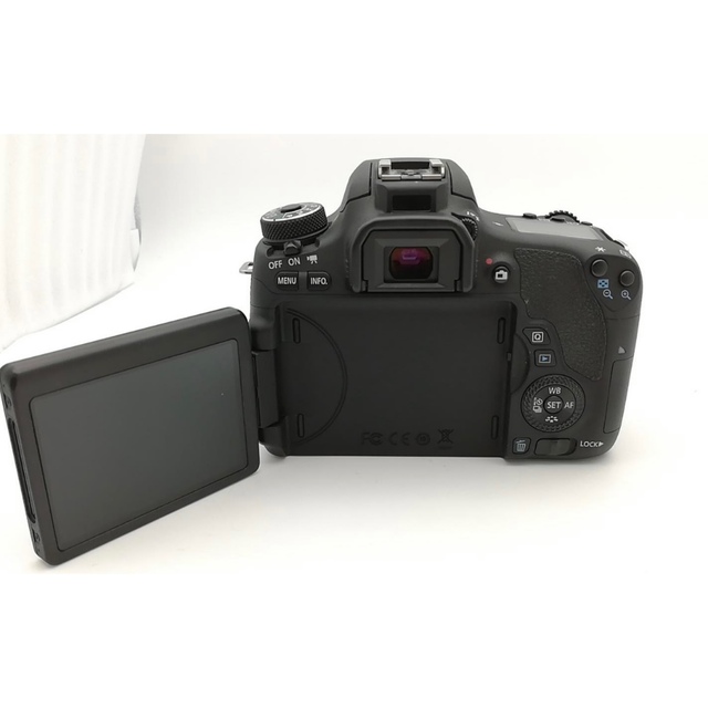 ☆極美品/付属品完品☆Canon キヤノンEOS 8000D ダブルズームキット