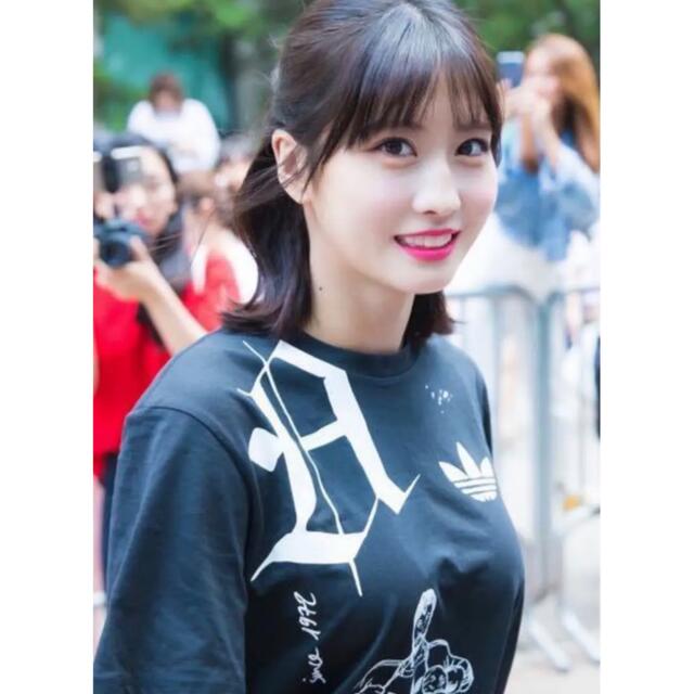 TWICE トゥワイス　モモ　着用　Tシャツ　ユニセックス　K-POP 韓国