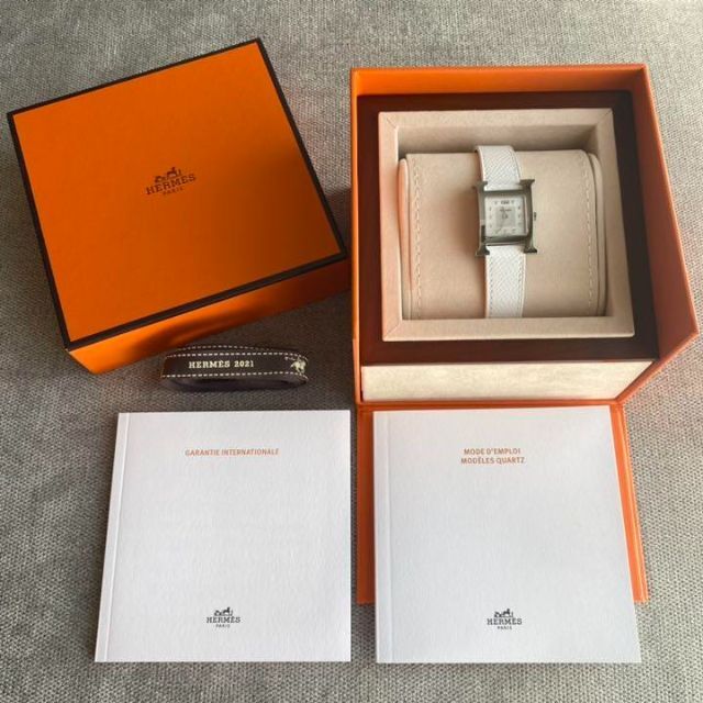 品質満点！ Hermes 新品・国内直営店購入 エルメス Hウォッチ 11Pダイヤ ホワイト シルバー金具 腕時計