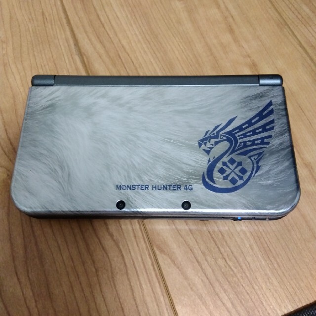 Newニンテンドー3DS LL モンスターハンター4G スペシャルパック 公式