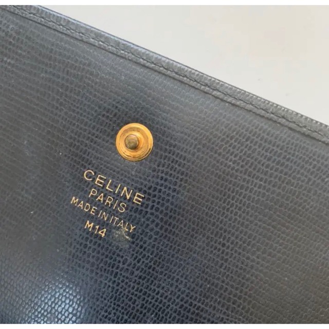 celine(セリーヌ)のceline セリーヌ サークル　クロコ押し　長財布　ネイビー　紺色　レザー レディースのファッション小物(財布)の商品写真