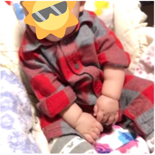 babyGAP(ベビーギャップ)のbaby GAP 赤チェック ロンパース 70 キッズ/ベビー/マタニティのベビー服(~85cm)(ロンパース)の商品写真