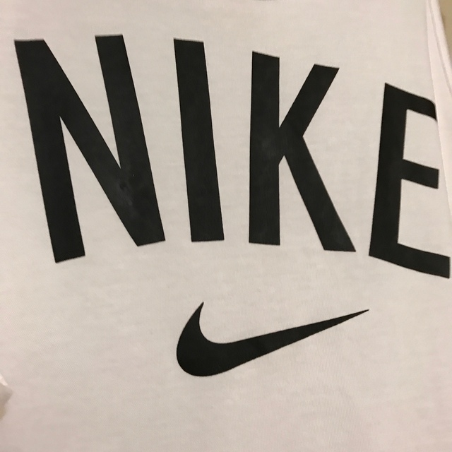 NIKE(ナイキ)の専用ページ レディースのトップス(タンクトップ)の商品写真