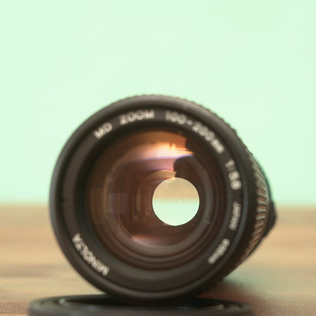 KONICA MINOLTA(コニカミノルタ)のミノルタ MD ZOOM 100-200mm f5.6 オールドレンズ #233 スマホ/家電/カメラのカメラ(レンズ(ズーム))の商品写真