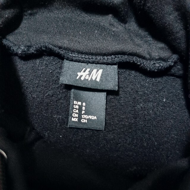 H&M(エイチアンドエム)の美品　H&M　バイカラーパーカー　プルオーバー　長袖　EU　お洒落　裏起毛 レディースのトップス(パーカー)の商品写真