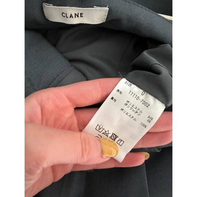 CLANE(クラネ)の♡さん専用　　クラネ　　シースルートップス＋ベーシックタックパンツ レディースのパンツ(カジュアルパンツ)の商品写真