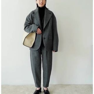 サイズ1WOOL COCOON TAILORED JACKET