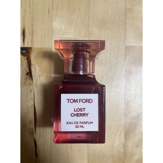 TOM FORD(トムフォード)のTOM FORD トムフォード ロスト チェリー オード パルファム スプレィ コスメ/美容の香水(ユニセックス)の商品写真