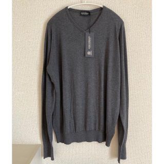 ジョンスメドレー(JOHN SMEDLEY)の新品タグ付　ジョンスメドレー　Vネックニット　チャコールグレー EASY FIT(ニット/セーター)