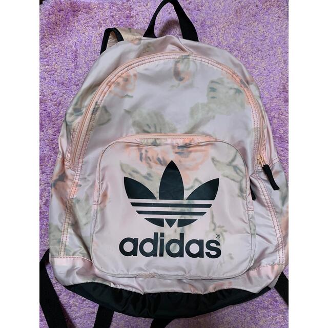 adidas(アディダス)のお値下げ✨アディダス🎒レア✨リュック🎒ボタニカル柄 レディースのバッグ(リュック/バックパック)の商品写真