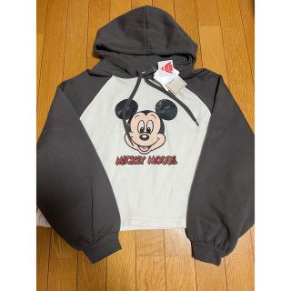 ディズニー(Disney)のおまとめ買い対象！ミッキー♡チャコールグレー×ホワイト　パーカー(パーカー)