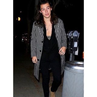 SAINT LAURENT(チェスターコート)のフリマアイテム一覧 SAINT LAURENT(チェスターコート)のフリマアイテム一覧