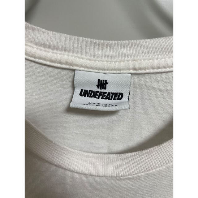 UNDEFEATED(アンディフィーテッド)のundefeated アンディフィーテッド Tシャツ スニーカー メンズのトップス(Tシャツ/カットソー(半袖/袖なし))の商品写真