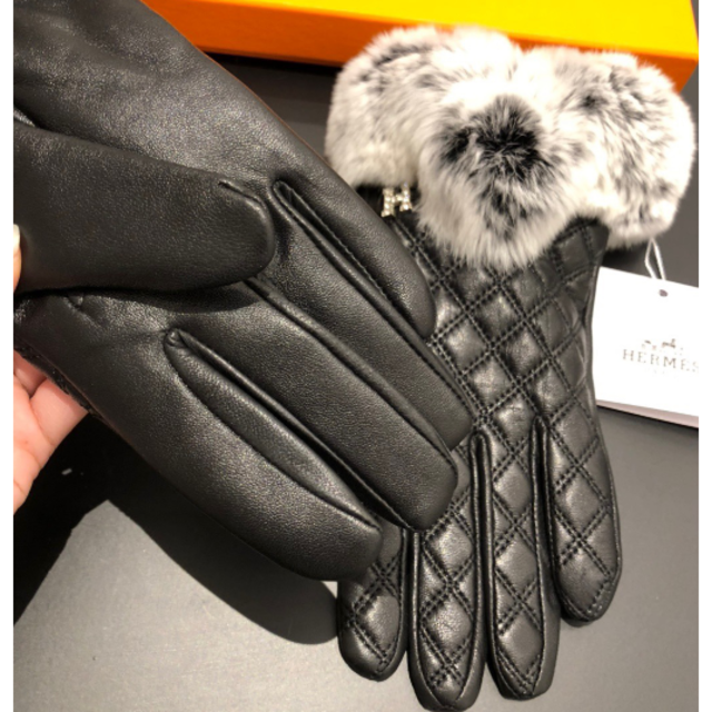 爆買い国産 Hermes エルメスhermes秋冬の怠け者ウサギの毛皮のヒツジの革の菱手袋の通販 by イツキ's shop|エルメスならラクマ