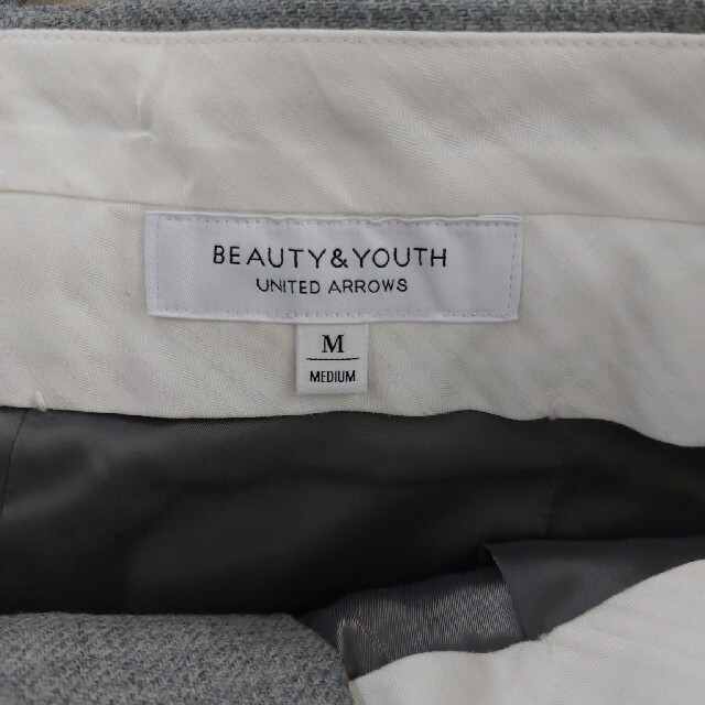 BEAUTY&YOUTH UNITED ARROWS(ビューティアンドユースユナイテッドアローズ)のほいっぷ様専用BEAUTY&YOUTH ウールパンツM レディースのパンツ(その他)の商品写真