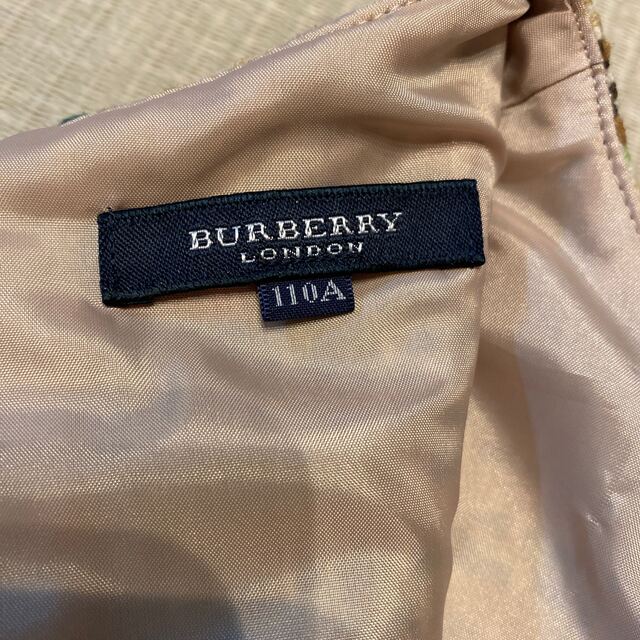 BURBERRY(バーバリー)のバーバリーロンドン　ツイードワンピース　110 キッズ　女の子 キッズ/ベビー/マタニティのキッズ服女の子用(90cm~)(ワンピース)の商品写真