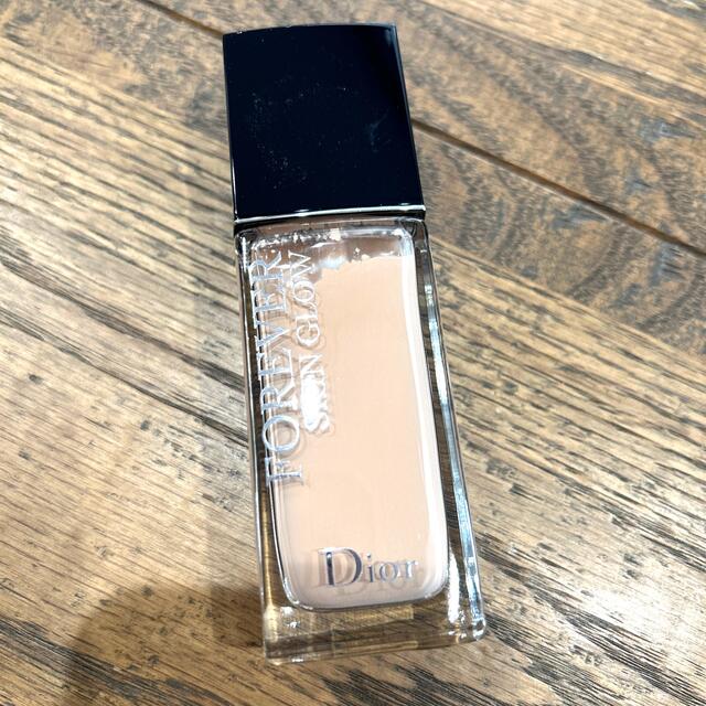 Dior(ディオール)のディオールスキンフォーエヴァー フルイド グロウ コスメ/美容のベースメイク/化粧品(ファンデーション)の商品写真