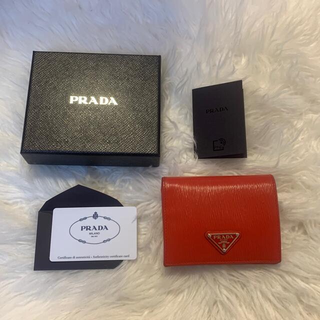 プラダ 財布 PRADA 箱付き サフィアーノ レディース 二つ折り財布 赤