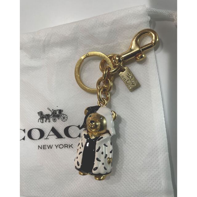 COACH(コーチ)のcoach コーチ　ヴィランズ　クルエラ　バッグチャーム　キーホルダー　完売品 ハンドメイドのファッション小物(バッグチャーム)の商品写真