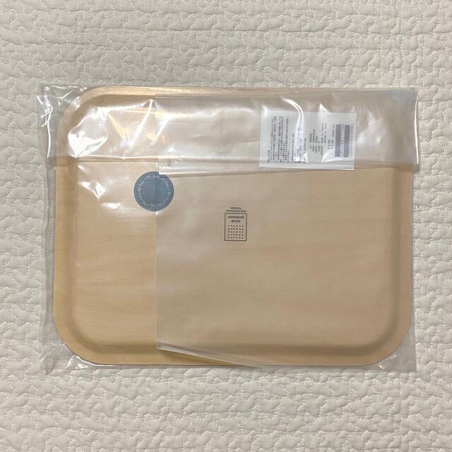 mina perhonen(ミナペルホネン)の【新品】mina perhonen トレイ　大　tambourine beige インテリア/住まい/日用品のキッチン/食器(テーブル用品)の商品写真